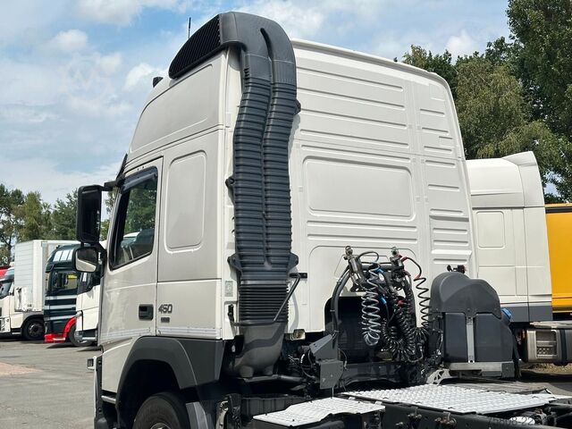 Xe tải chở vật liệu nguy hiểm VOLVO FM450 Glob. ADR EXIII/EXIII/PTO ACC