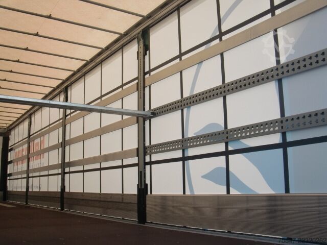 Semirremolque abierto con toldo Schmitz SCS 24/L-13.62 EB Hubdach Alus Liftachse