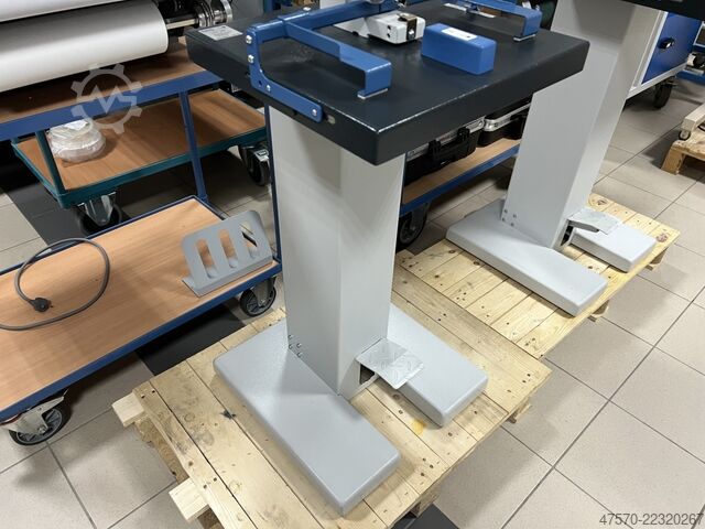 Máquina de ojetes Hang 102-20 Eyeleting machine with base