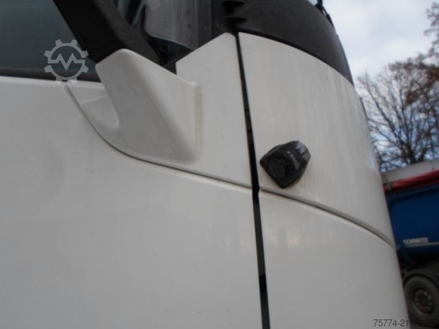 Standarta vilcējs VOLVO FH 460 XL/ VOLLSPOILER