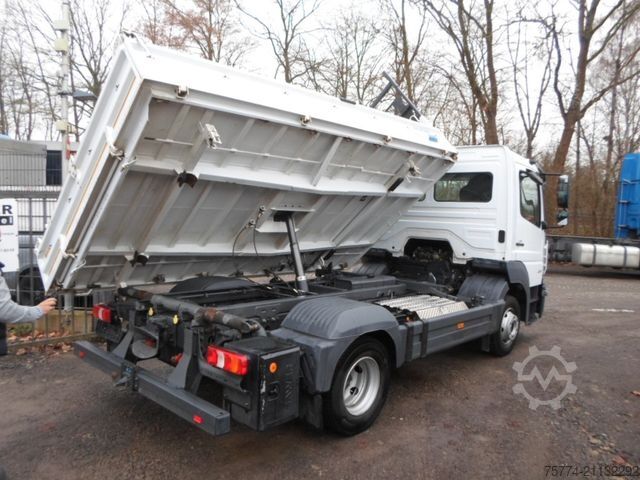 Pašizgāzējs kravas automašīna MERCEDES-BENZ 1024 K/ MEILLER KIPPER
