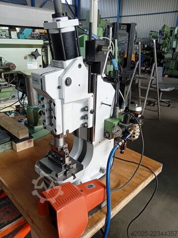  SCHMIDT -- 28 kN
