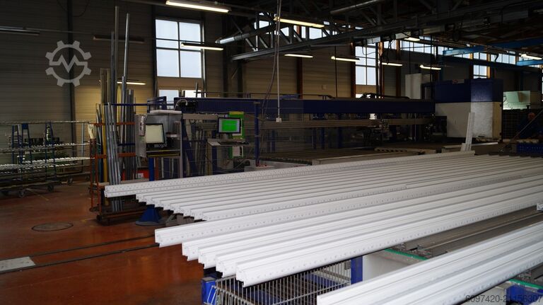 Universal machining center BJM-DEUTSCHLAND SAD-200