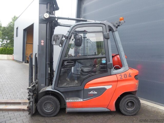 এলপিজি ফর্কলিফ্ট Linde H25T-01