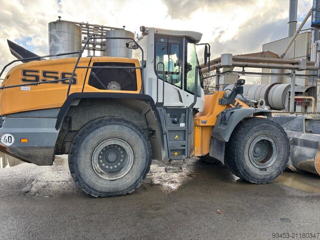  LIEBHERR L556