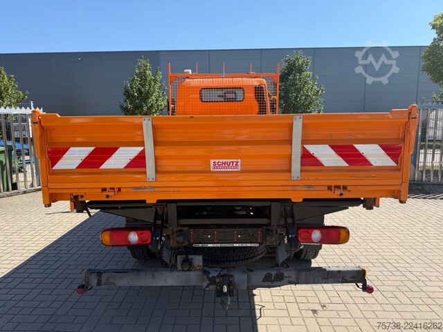 Transporter mit Kipper FUSO 6C18 4x4 ALLRAD/ANBAUPLATTE/3-Seiten-Kipper/AHK