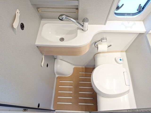 Kamper HYMER/ERIBA Free S 600 AHK, ACC, DIESELHZG, SCHLAFDACH