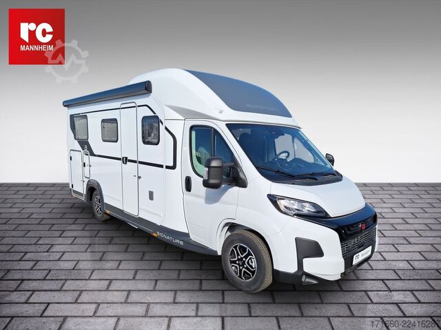 Półzintegrowany kamper BÜRSTNER Signature SFT 7.1 Markise