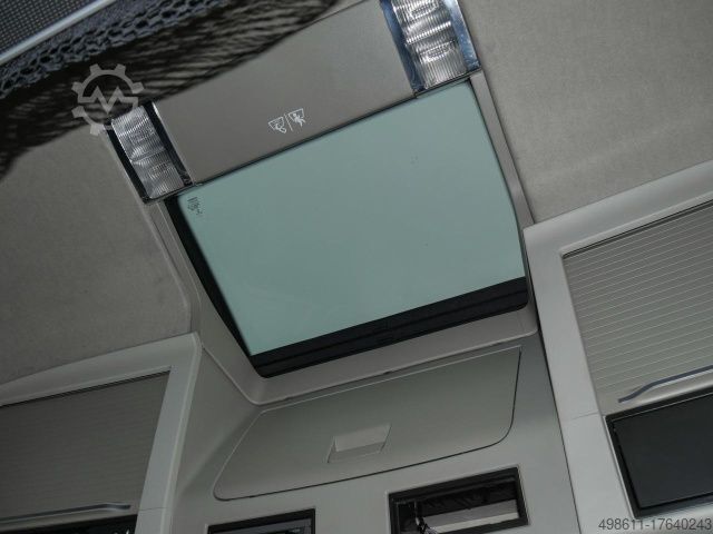 Standarta vilcējs Volvo FH 510 + 2x BIG TANK + SKIRTS + FRIDGE + LEATHER