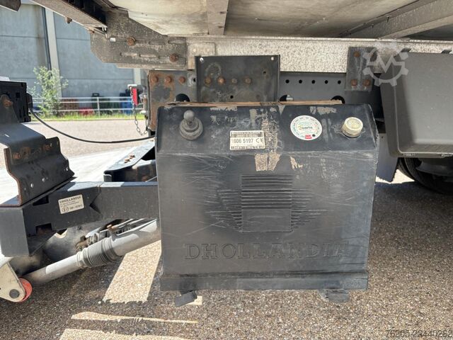 LKW mit Kofferaufbau Mercedes-Benz 818 L AUT Luft SpurH