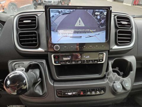 Daļēji integrēta kemperis Bürstner Signature SFT 7.0