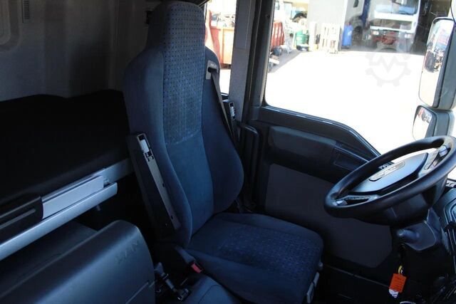 Klizna cerada MAN TGL 8.210 + TRAILER + SLEEPCAB COMBI