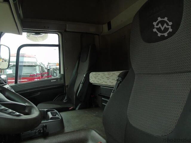 スタンダード-SZM DAF CF 400