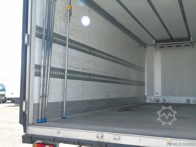 Μεταφορά σε ψύξη/κατάψυξη DAF CF 220 + CARRIER + EURO 6 + LIFT