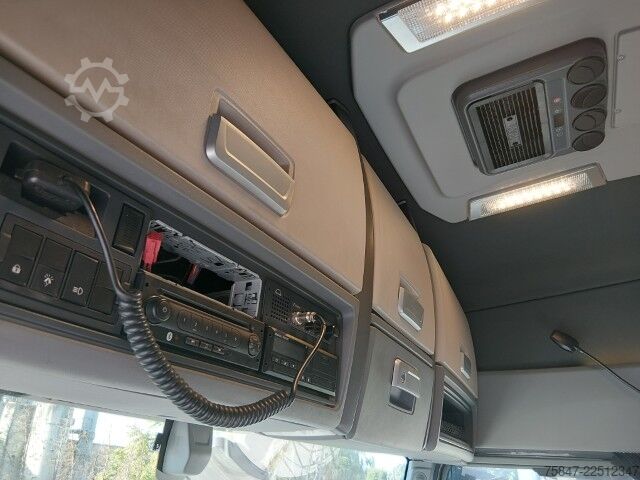 标准牵引车头 Renault T 520 Comfort ACC Standklima Liftachse