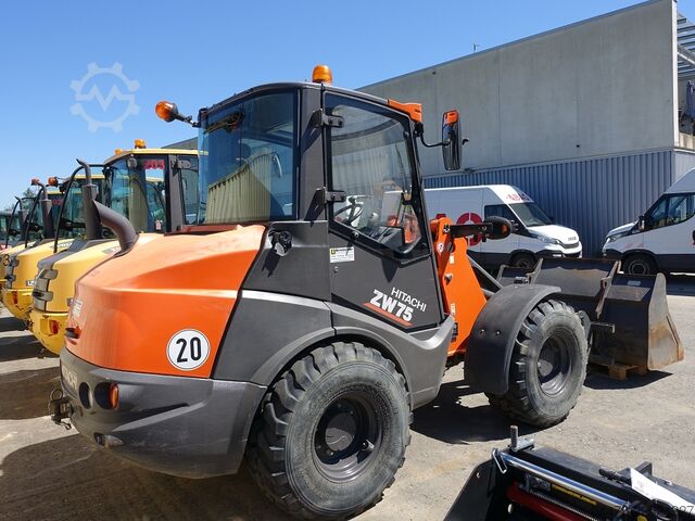 Utovarivač HITACHI ZW75-6C