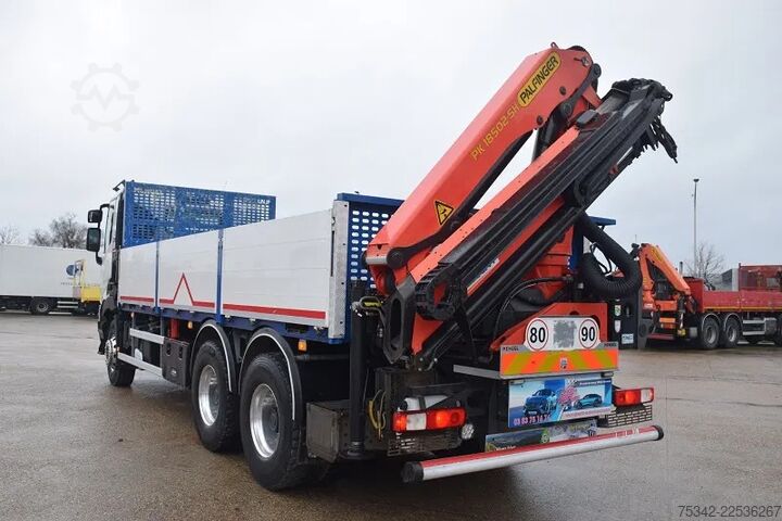 Loading platform Renault C480 Crane Palfinger PK18002 -Remote control