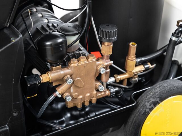Lavadora de alta pressão Kärcher HDS 895 S Kärcher HDS 895 S - 1000l/h - 180bar - 6,4kW