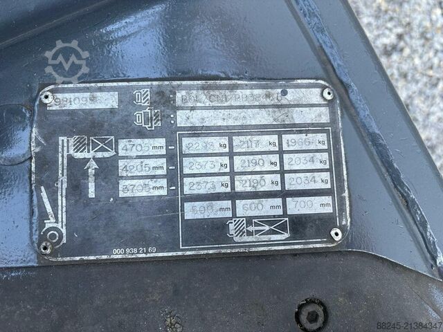 VS-22644 Chariot élévateur électrique triplex Linde E30 LINDE E30