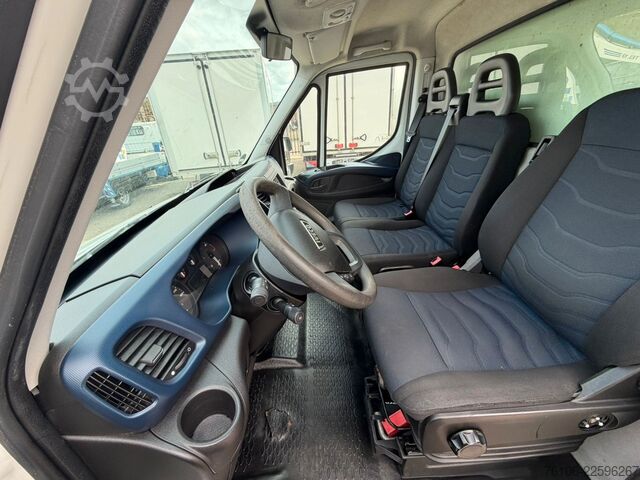 Fourgon isotherme frigorifique IVECO Daily 35S14 Hi Matic Tiefkühlkoffer MOTORSCHADE