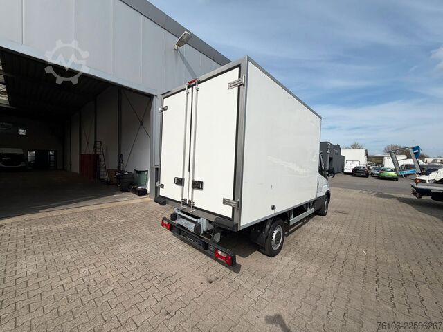 Fourgon isotherme frigorifique IVECO Daily 35S14 Hi Matic Tiefkühlkoffer MOTORSCHADE