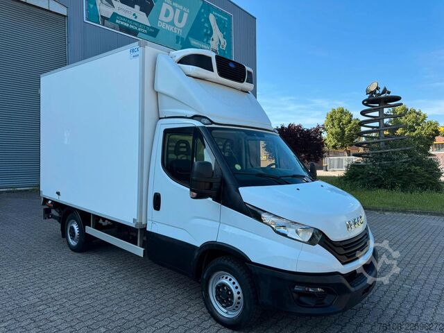 Furgoneta frigorífica IVECO Daily 35S16 Tiefkühlkoffer mit Ladebordwand