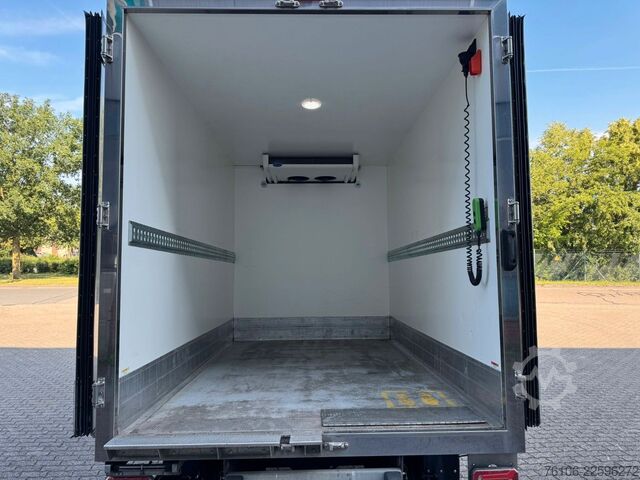 Furgoneta frigorífica IVECO Daily 35S16 Tiefkühlkoffer mit Ladebordwand