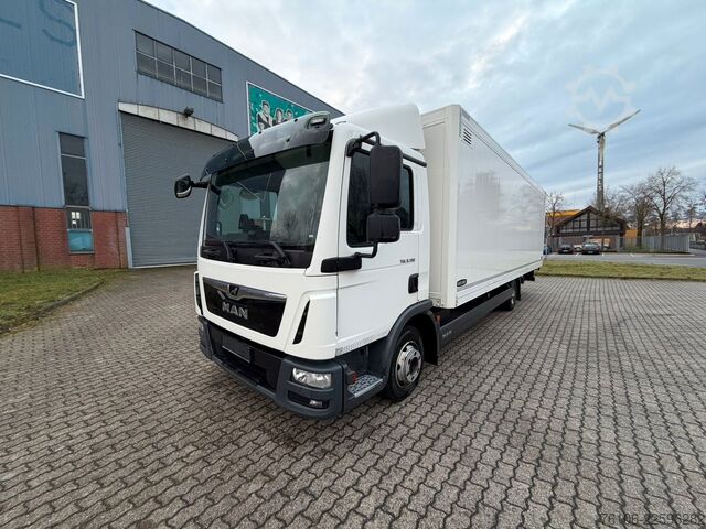 Furgoneta caja MAN TGL 8.190  Isolier Koffer mit Ladebordwand