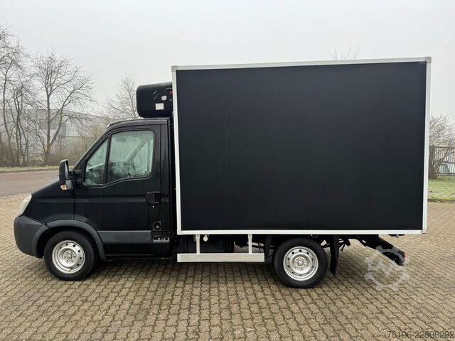 Fourgon isotherme frigorifique IVECO Daily 35S13 Kühlkoffer C33-Type 526EV