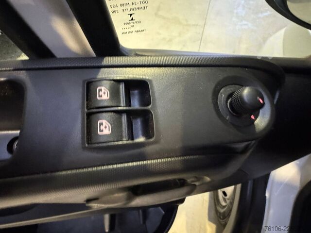 High top van IVECO Daily 50C18 Kastenwagen *Navi*Ahk**