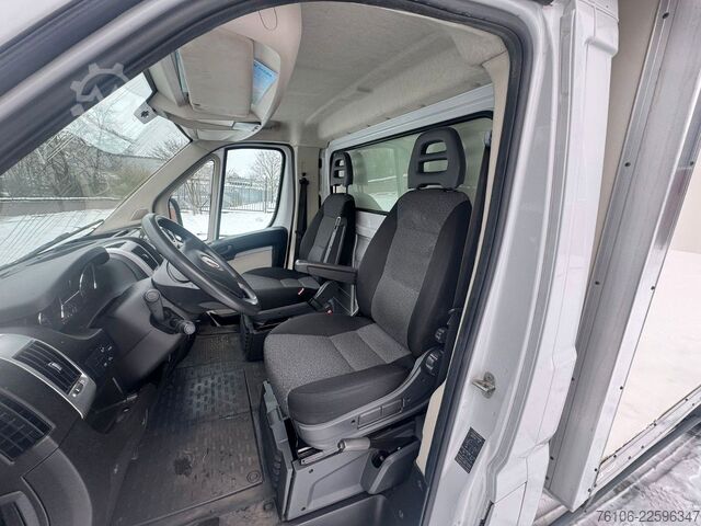 Sandučar FIAT Ducato Koffer *Navi*Kamera*TÜV neu*Länge 4,20m