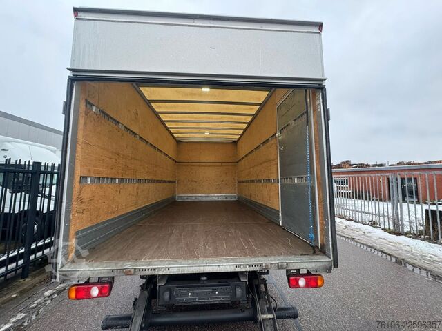 Fourgon tôlé FUSO Canter 7C18 Koffer mit Ladebordwand *Klima*