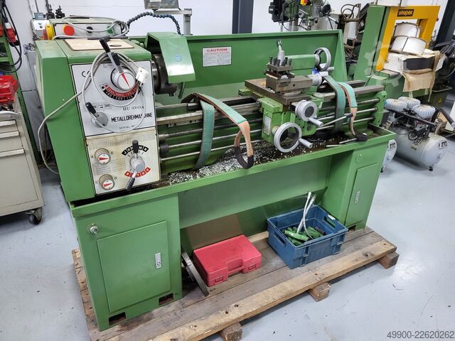Máy tiện kim loại Huvema HU 1010 A