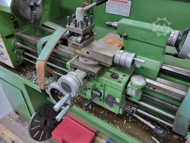 Máy tiện kim loại Huvema HU 1010 A