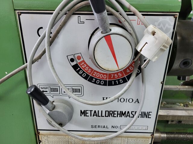 Máy tiện kim loại Huvema HU 1010 A