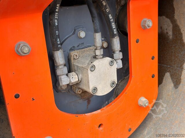 Tandemwalze Hamm HD12VV Tandem roller / Kubota engine