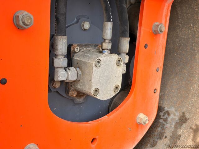 Tandemwalze Hamm HD12VV Tandem roller / Kubota engine