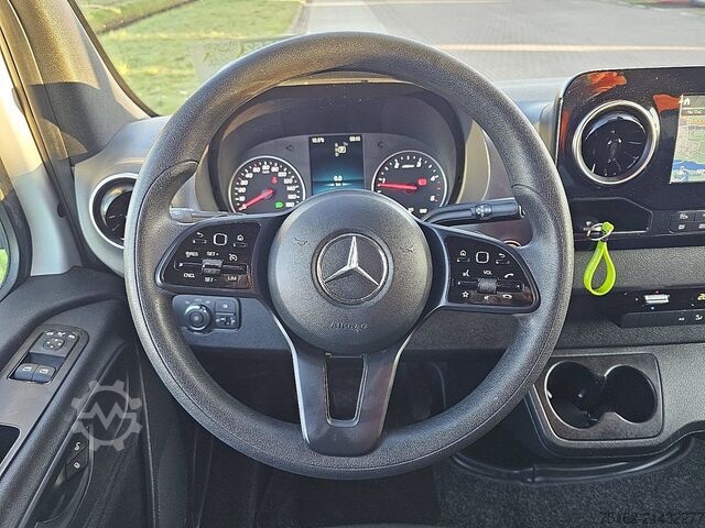 Stasjonsvogn med høyt tak MERCEDES-BENZ SPRINTER 317 L2H2 Mbux10 Navi