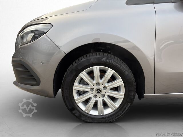 小型客车 Mercedes-Benz T 180 AUT Fernlichtass. Kam. KeyLess KlimaA LED