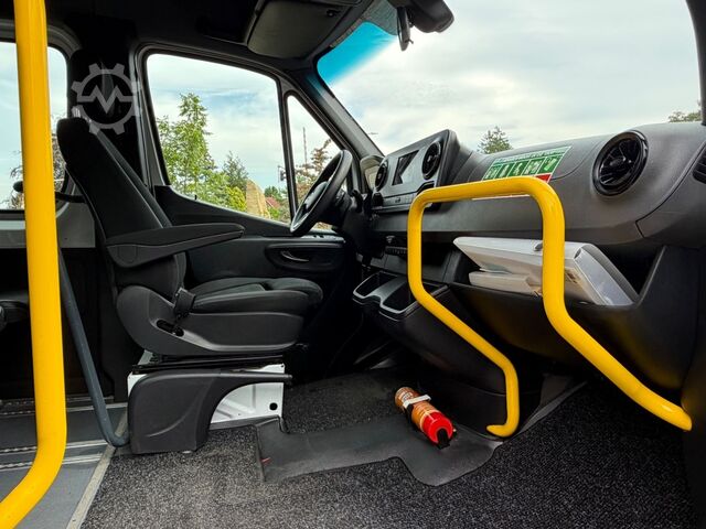 Kleinbus MERCEDES-BENZ Sprinter 311 Cdi 9Sitze Rollstuhllift Klima Navi
