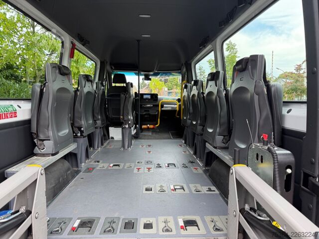 Kleinbus MERCEDES-BENZ Sprinter 311 Cdi 9Sitze Rollstuhllift Klima Navi