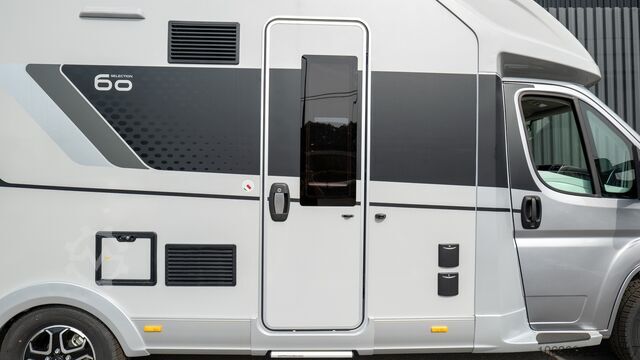 ADRIA MATRIX 670 SL - 60Y SEMI-INTEGRAL BARU ADRIA MATRIX 670 SL - 60Y