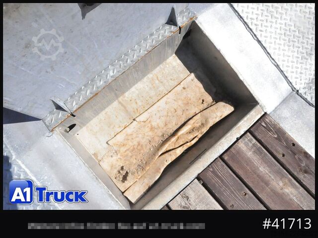 Low loader trailer Möslein TA 3, verzinkt verbreiterbar, Ladefläche 8770mm