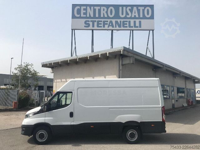 पैनल वैन IVECO DAILY 35S14 V FURGONE