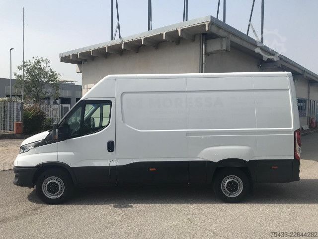 पैनल वैन IVECO DAILY 35S14 V FURGONE