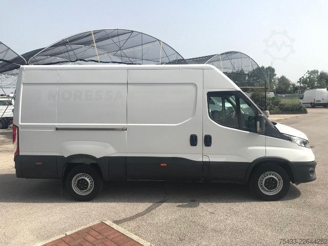 पैनल वैन IVECO DAILY 35S14 V FURGONE