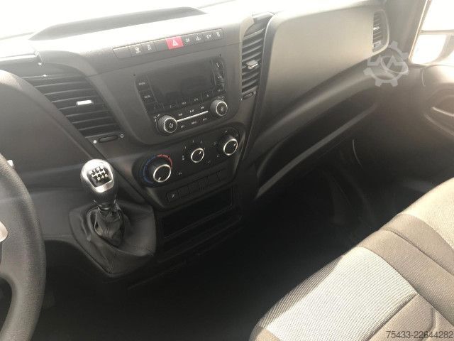 पैनल वैन IVECO DAILY 35S14 V FURGONE