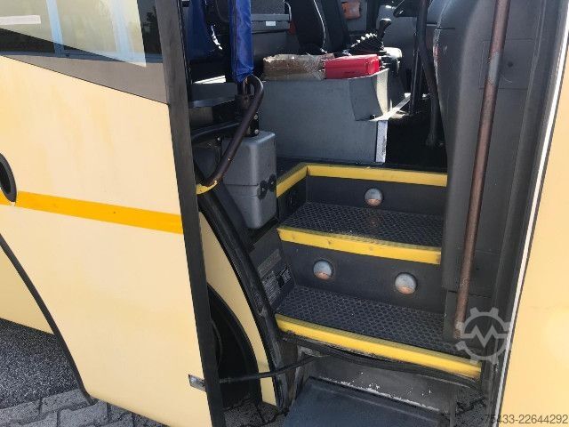 Autobus Mercedes-Benz ATEGO SITCAR SCUOLABUS 54+3+1