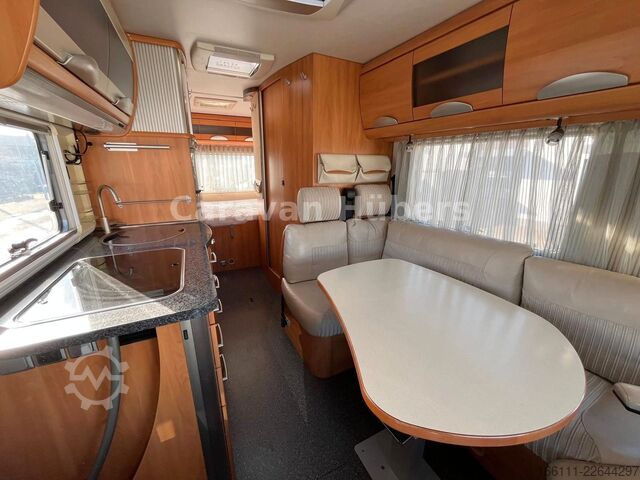 Integraal camper HYMER/ERIBA B 614 - Festbett- Klima -  - Solar -