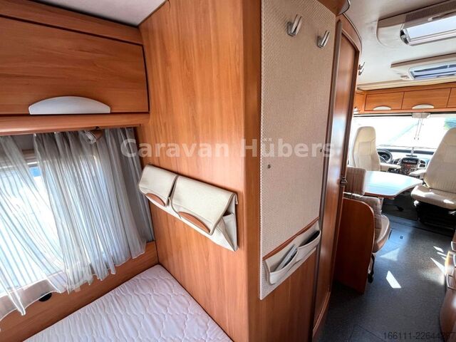 Integraal camper HYMER/ERIBA B 614 - Festbett- Klima -  - Solar -